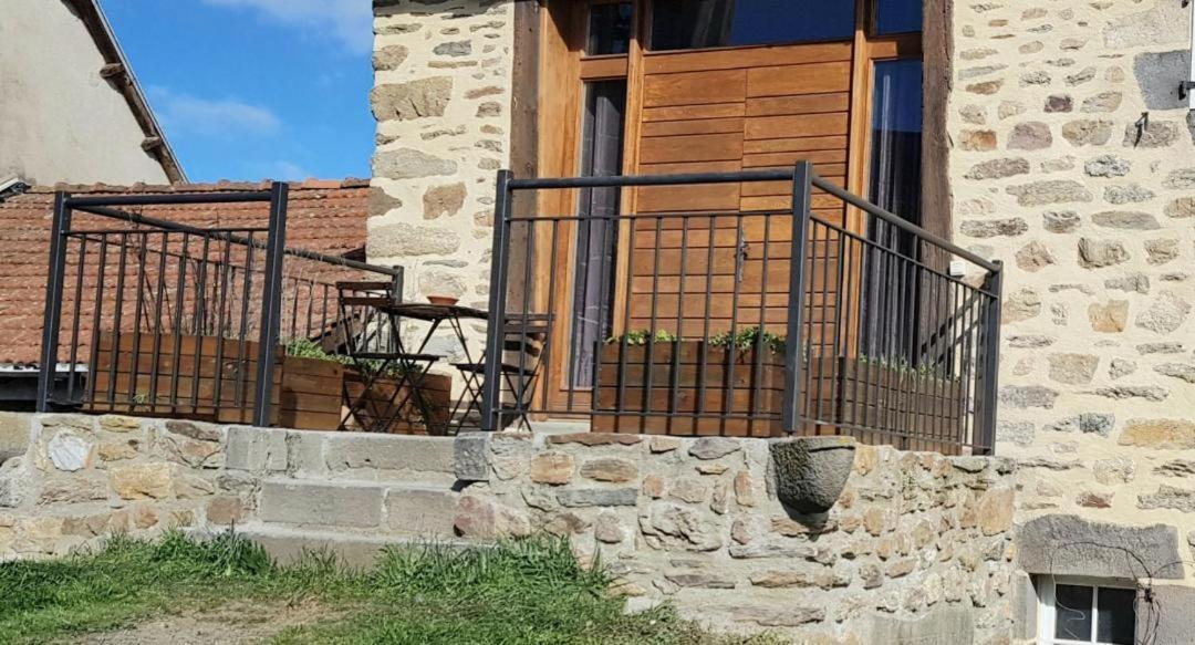 Le Relais D'Anglards Apartment Bagian luar foto